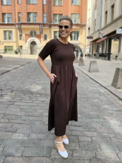 Cu Hilde Chabrina midimekko; suklaanruskea