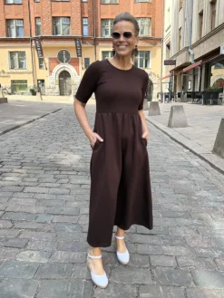 Cu Hilde Chabrina midimekko; suklaanruskea