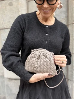 Dumbling punottu clutch; taupe