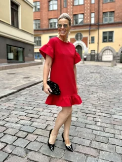 DW Cecilia mekko; punainen