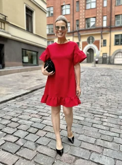 DW Cecilia mekko; punainen