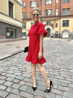 DW Cecilia mekko; punainen