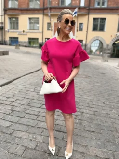 DW Charlotte fyrryhihoilla; pinkki