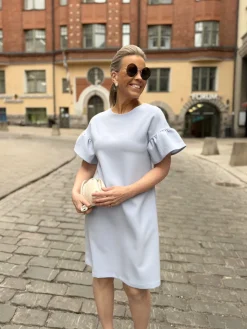 DW Charlotte fyrryhihoilla; vaaleansininen