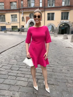 DW Elle mekko; pinkki