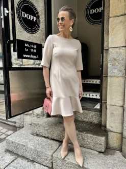 DW Elle mekko; shampanja