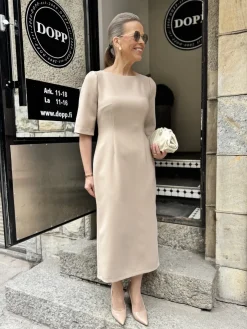 DW Julia midimekko; beige