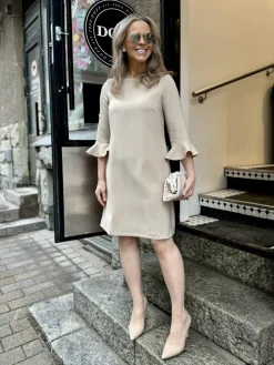 DW Vera mekko; beige