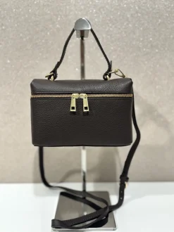 Hermina nahkalaukku; tummanruskea
