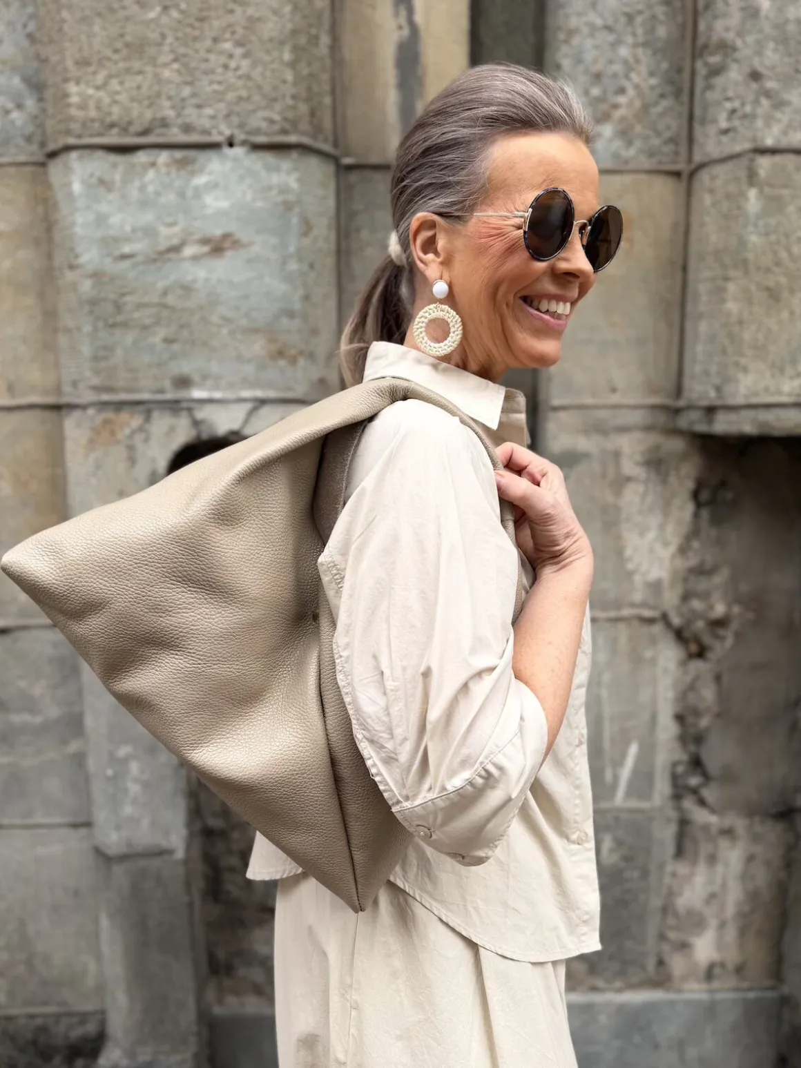 Kiri nahkalaukku; beige