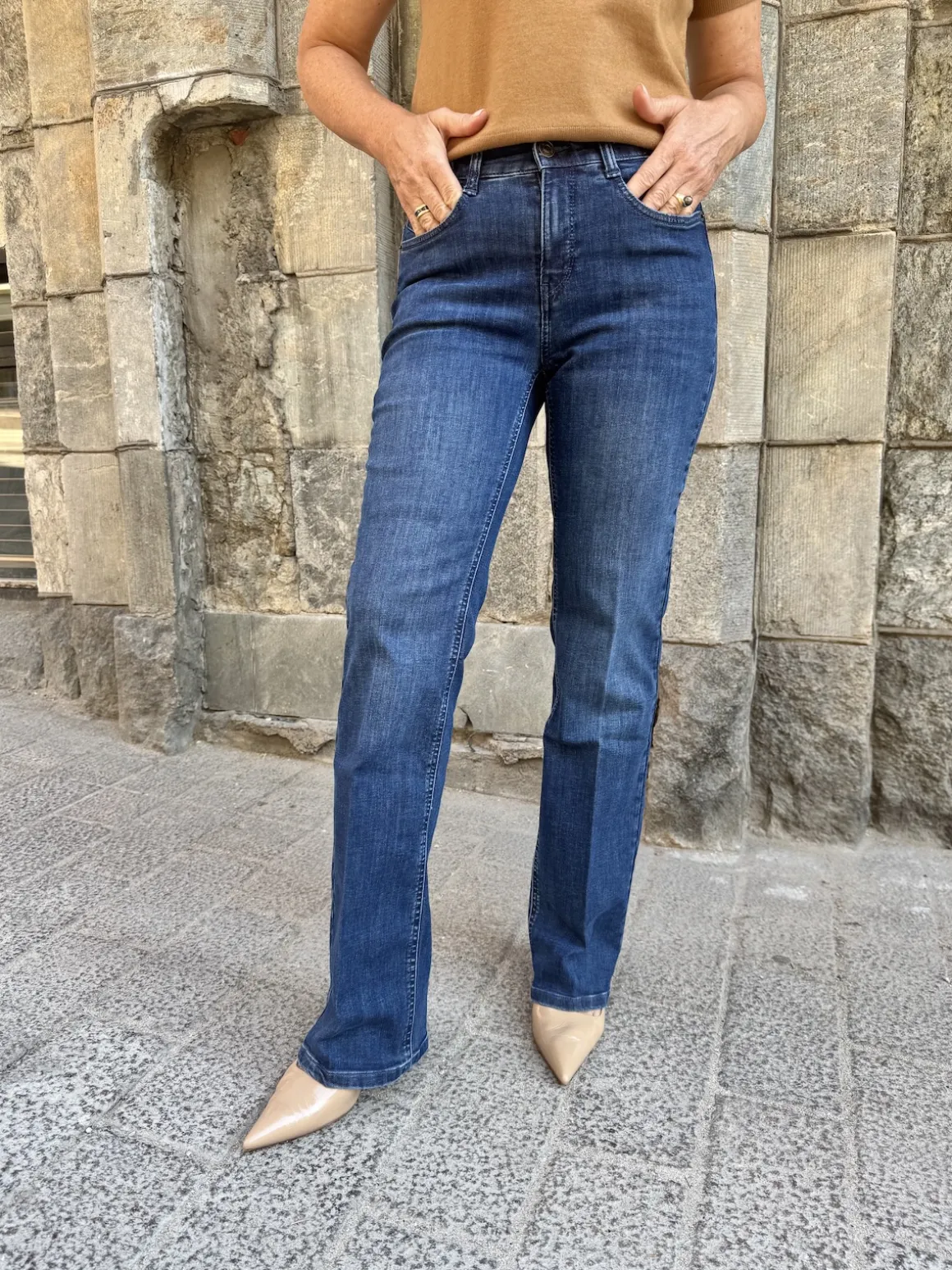 Laura bootcut farkut 30″ ja 32″; trendy vintage D638