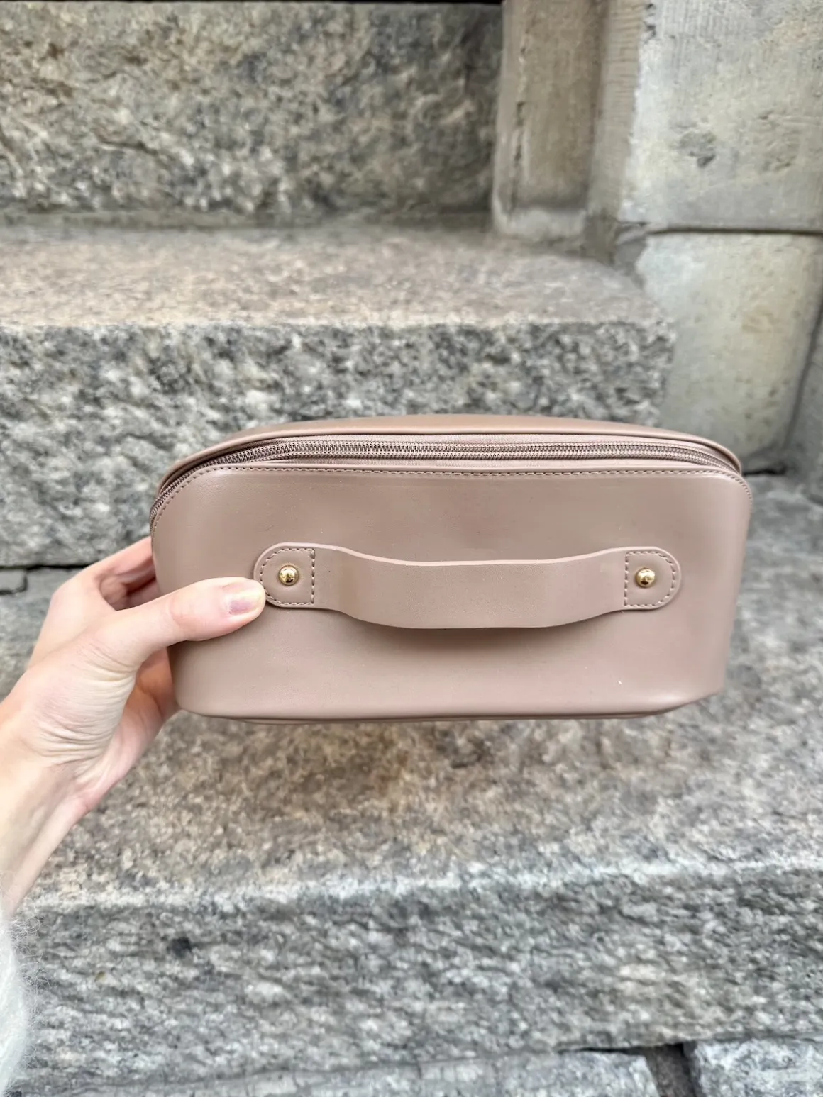 Meikkilaukku BOW19; taupe