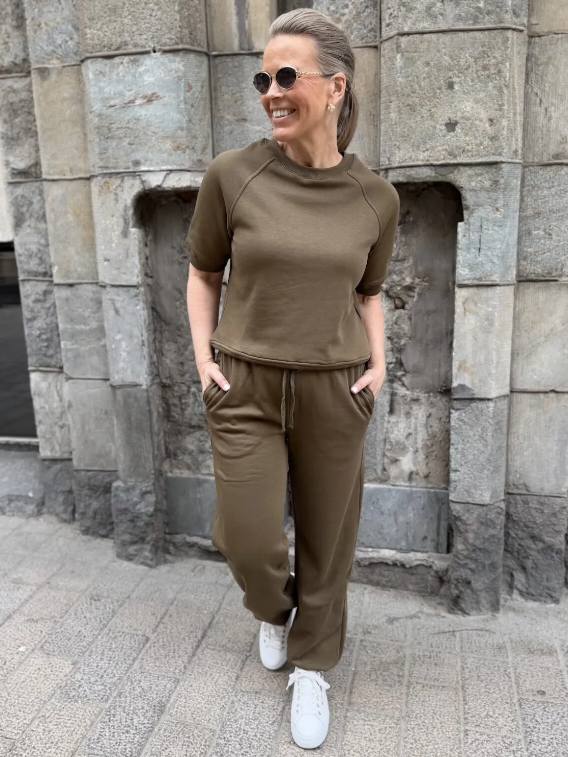 SL Rolanda lyhythihainen svetari; pyökki