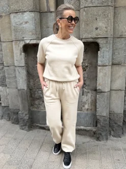 SL Rolanda lyhythihainen svetari; oatmeal